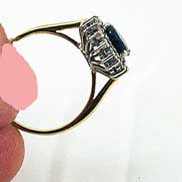 3 CARAT SAPPHIRE OVAL RING, 18 FACETED DIAMONDS, 1982, 14kt GOLD, Sz 5 1/2, - Picture 5 of 7